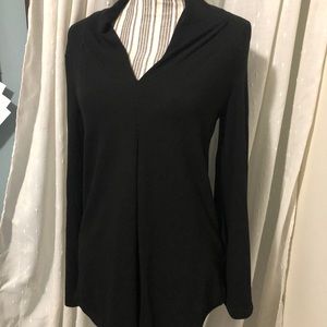 Suzanne Betro black long sleeve cardigan